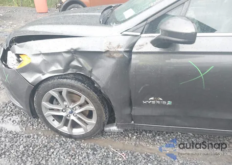 2017 Ford Fusion Hybrid Se z USA, uszkodzony, nr VIN 3FA6P0LUXHR286039